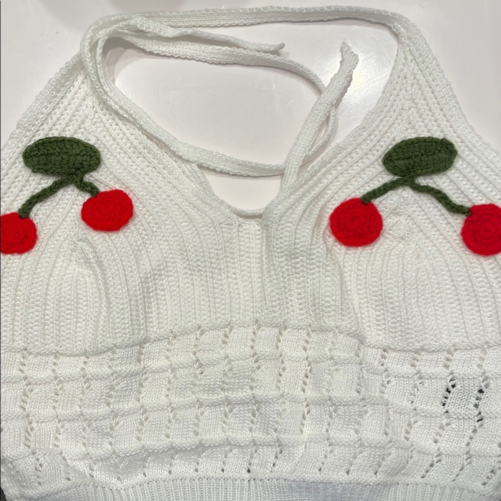 White and Red Ribbed Cropped Tank Top